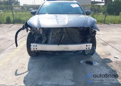 2022 Toyota Highlander Xle z USA, uszkodzony, nr VIN 5TDGZRAH2NS559325